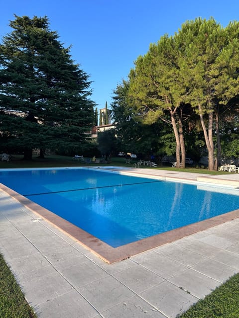 Patio, Day, BBQ facilities, BBQ facilities, Garden, Garden, Garden view, Garden view, Pool view, Pool view, Swimming pool, Swimming pool, Swimming pool, Parking