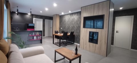 TV and multimedia, Kitchen or kitchenette, Living room, Seating area, Dining area, minibar, wardrobe
