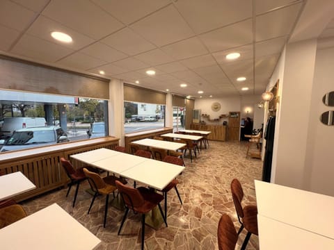 Breakfast, Breakfast