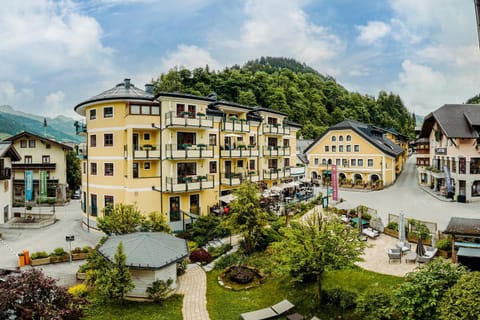 Property building, Spring, Day, Mountain view
