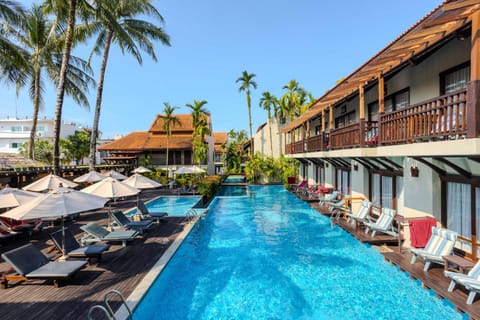 Property building, Pool view, Swimming pool