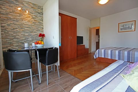 Dining area, Bedroom
