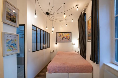 Suite du Vieux Lyon Cosy & calme - le Quarantaine Apartment in Lyon