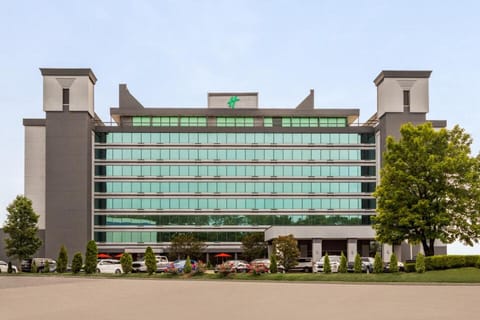 Holiday Inn Nashville Downtown - Stadium by IHG Hotel in East Nashville