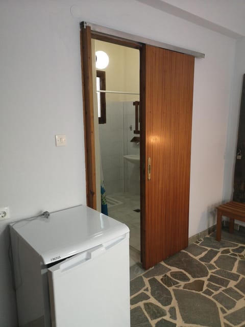 Bathroom, Area and facilities