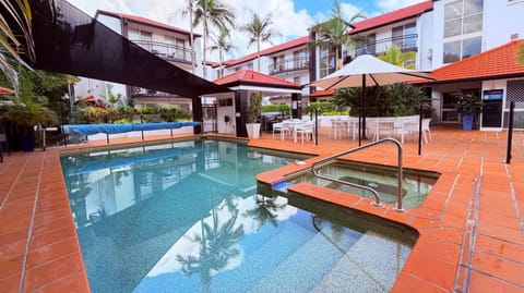 Property building, Swimming pool
