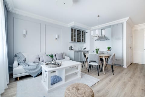 Kitchen or kitchenette, Living room, Seating area