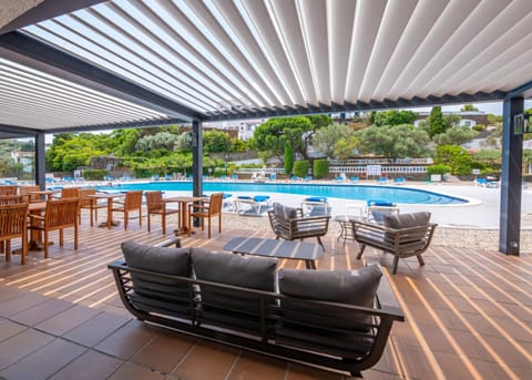 Patio, Swimming pool