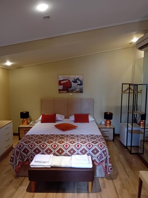 Zen Hotel Hotel in Alimos