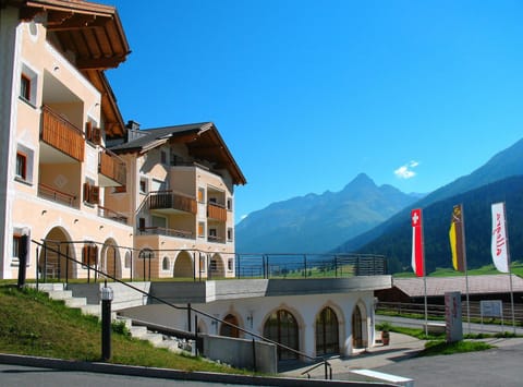 Property building, Day