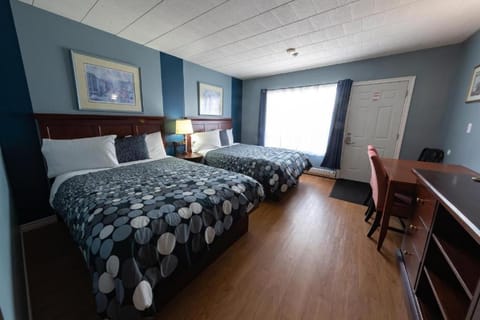 Villager Lodge Niagara Falls Hotel in Niagara Falls