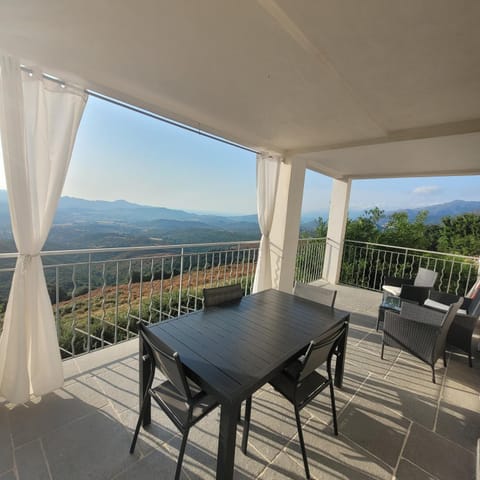 Patio, Sea view