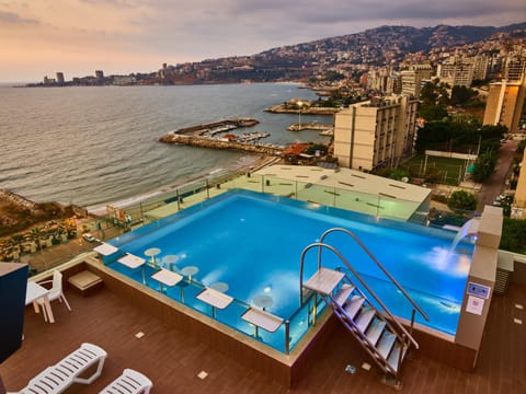 Bird's eye view, Pool view, Sea view, Swimming pool