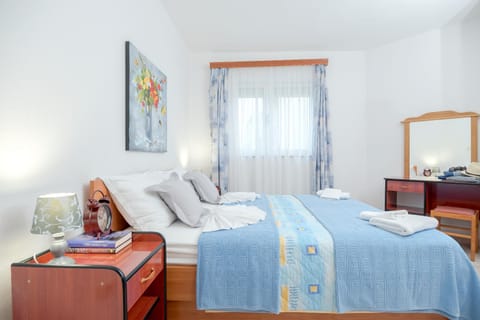 Apartmani Putnik Apartment hotel in Baška Voda