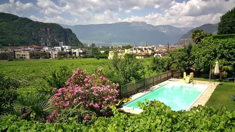 Weingut Zundlhof Farm Stay in Bolzano
