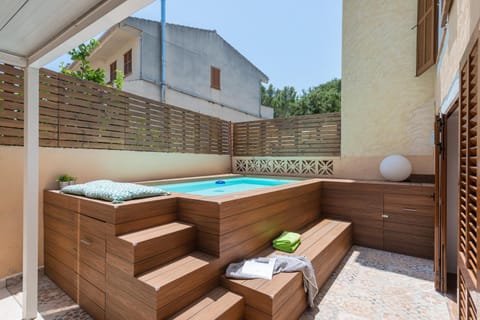 Patio, Swimming pool