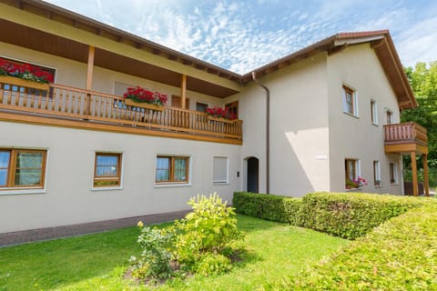 Property building, Day, Garden