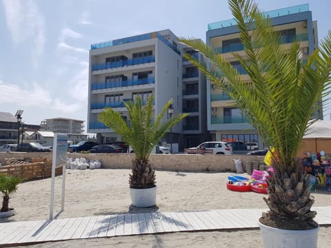 Day, Summer, Beach, On site