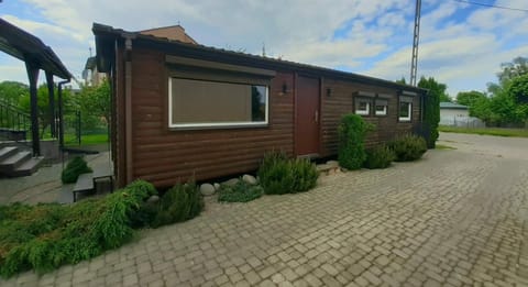 Property building, Street view