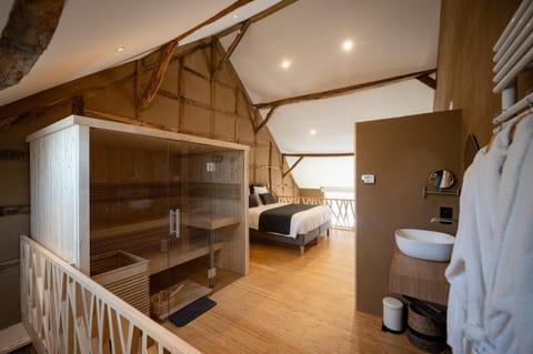 Paddock Lodge - Suites Wellness & Chambres d'hôtes Bed and Breakfast in Wallonia, Belgium