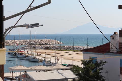 Studios Kostis Apartment in Limenaria