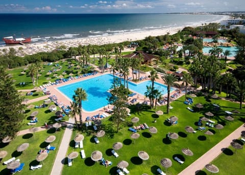 Pool view, Sea view