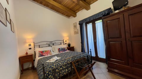 Agriturismo La Casa Del Ghiro Country House in Campania