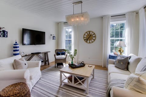 The Lighthouse at Starfish Cove House in Newport