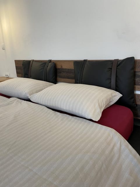 Dunavska Room Bed and Breakfast in Novi Sad