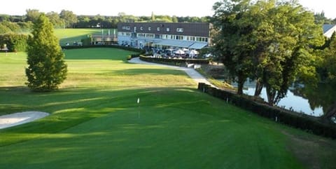 View (from property/room), Area and facilities
