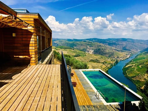 Balcony/Terrace, River view, Swimming pool