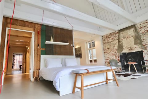 Photo of the whole room, Decorative detail, Decorative detail, Seating area, Bedroom