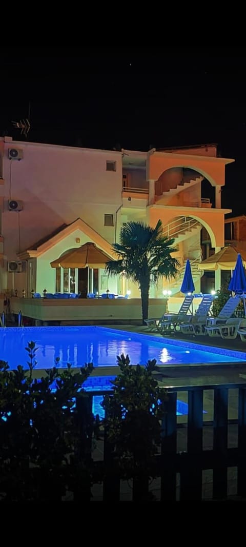 Guest House Green Garden Bed and Breakfast in Ulcinj Municipality