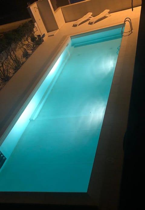 Pool view, Swimming pool