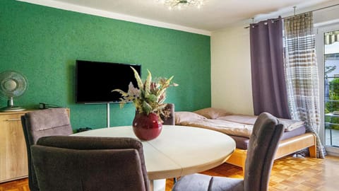 Ferienwohnung Arenda Apartment in Freiburg