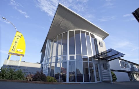 Property building, Facade/entrance, Day, View (from property/room)