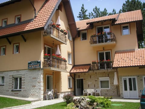 Garden, Balcony/Terrace