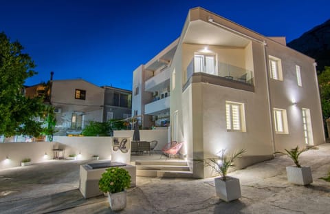 Property building, Patio