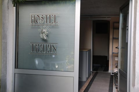 Off site, Business facilities