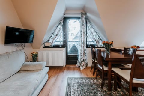 Balcony/Terrace, Living room