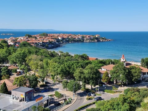 Day, Beach, City view, Street view, Location