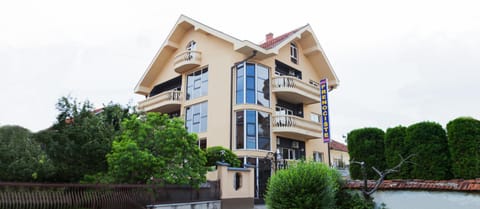 Property building, Facade/entrance, Property logo or sign