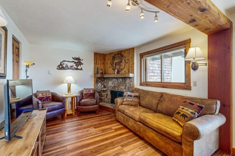 Three Seasons Condominiums Apartment in Colorado