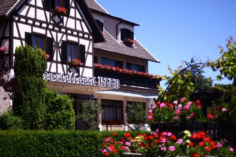 Facade/entrance, Facade/entrance