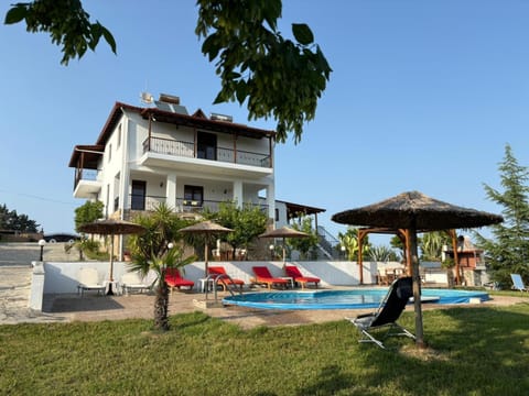 Astri Villas Villa in Halkidiki