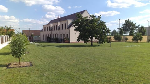 Property building, Garden