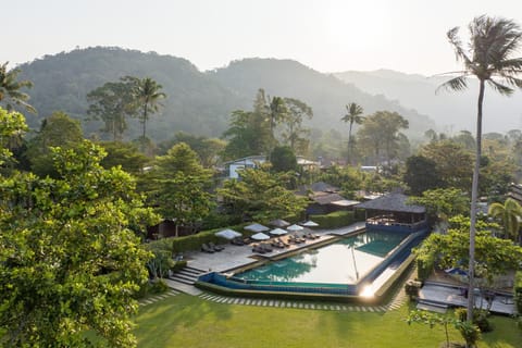 Mountain view, Pool view, Swimming pool, Swimming pool