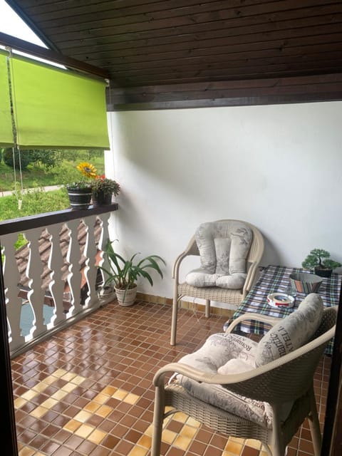 View (from property/room), Balcony/Terrace, Balcony/Terrace, Seating area, Garden view