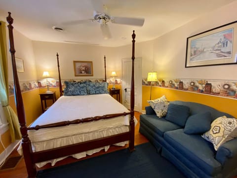 Terrell House B&B Bed and Breakfast in Burnsville