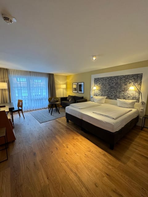 Bed, Living room, Photo of the whole room